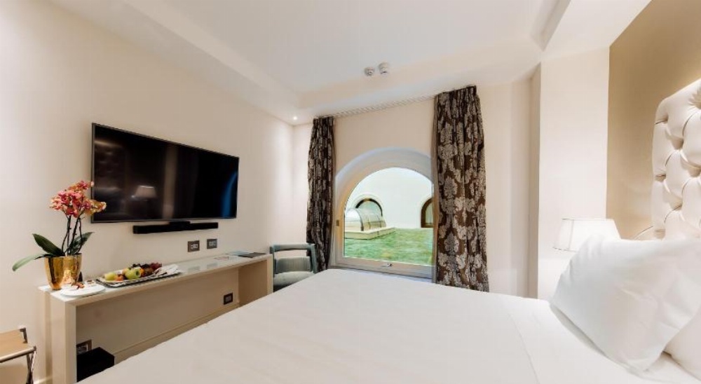 Aleph Rome Hotel, Curio Collection By Hilton Image 20